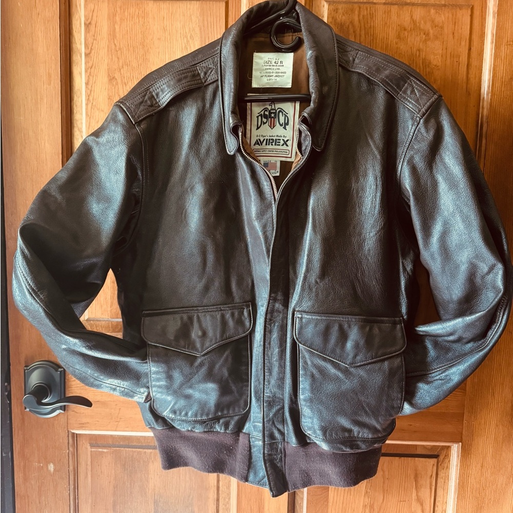Avirex Vintage DSCP A-2 Flyer’s Bomber Jacket 42R Brown USA Made. Leather.